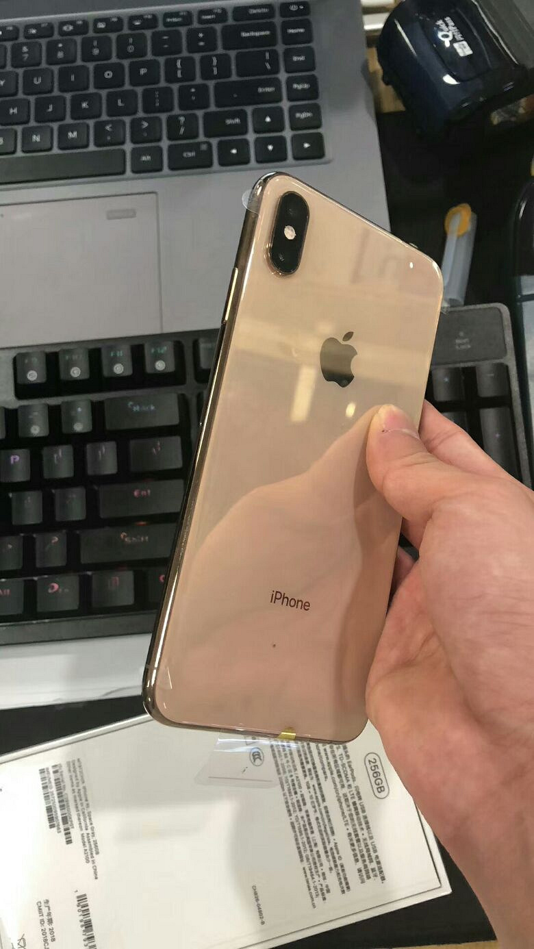 拆错一个max 256金 港版 昨天刚激