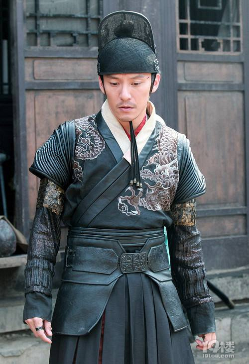 青影风尚古装小课堂 — 帅气的锦衣卫是如何在着装上帅上加帅的?