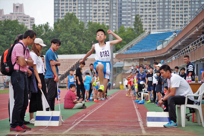 杭州19楼 摄影天堂 19摄区 人文片 中小学运动会跑步,跳高,.