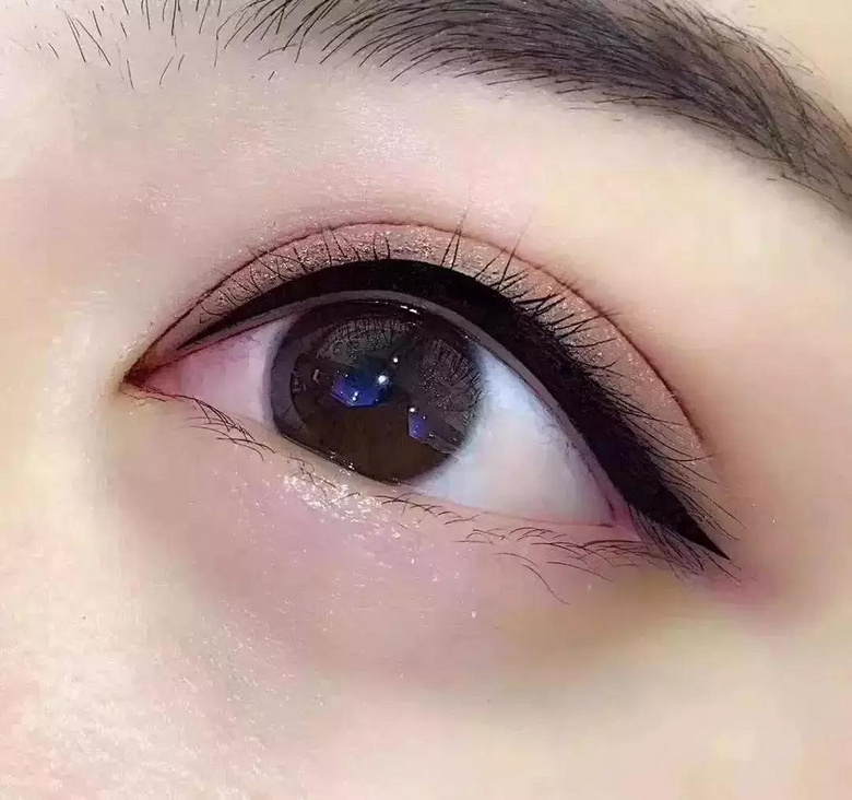 美瞳线和眼线有哪些区别?