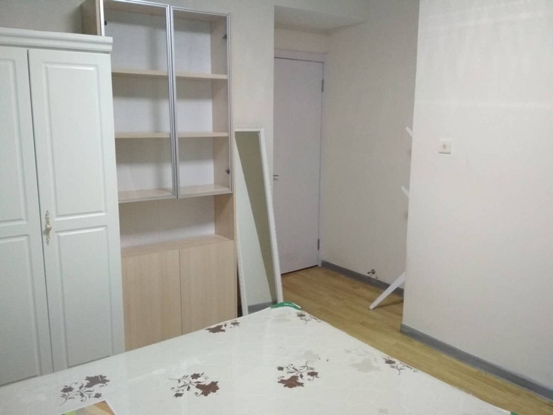 免中介费租房,小区安静环境好