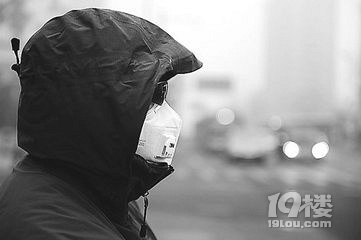 雾霾天气女性要做好防脱发的措施