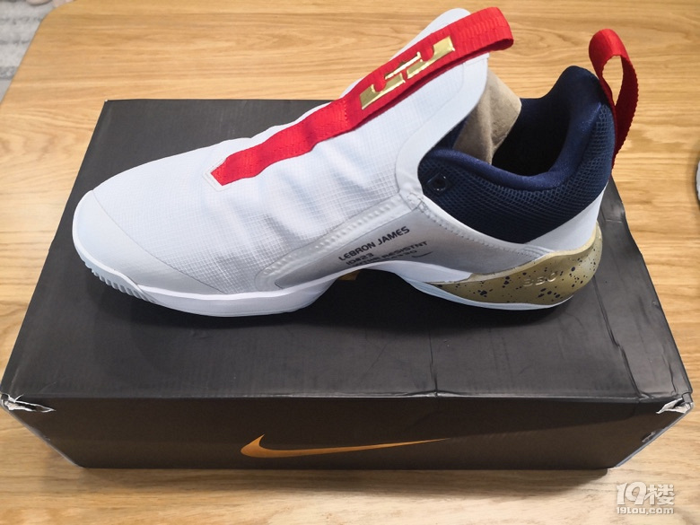 Nike\/耐克Ambassador XI詹姆斯使节11代