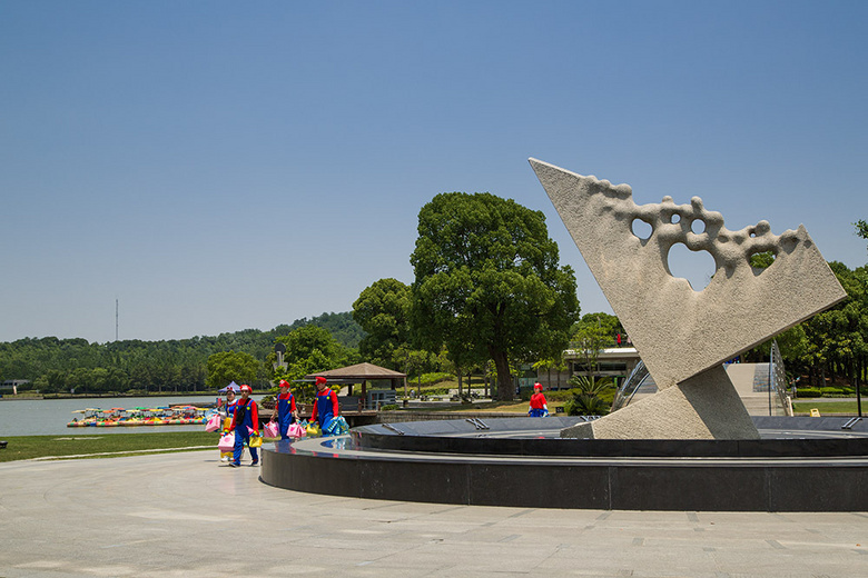 上海月湖雕塑公園