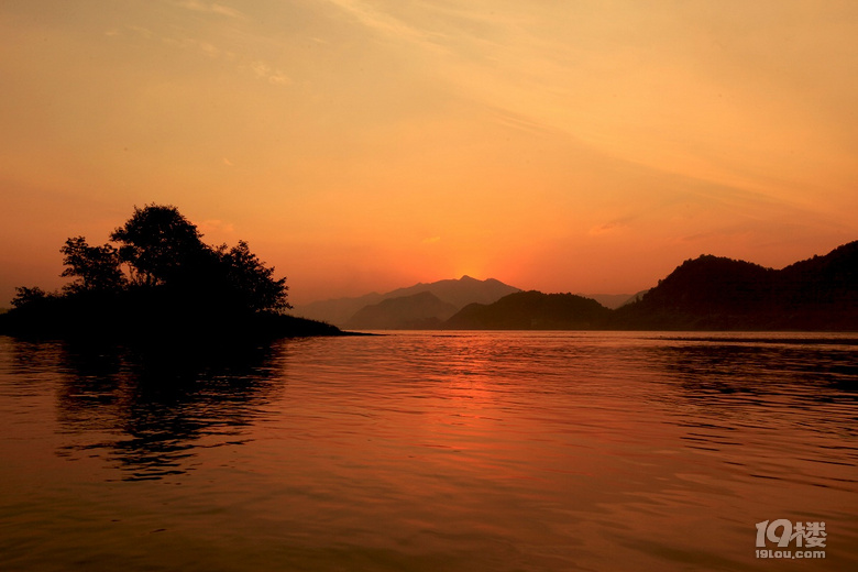 杭州11月可以去哪里游玩?杭州旅游攻略