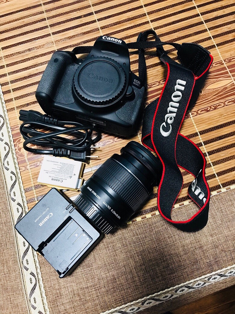 佳能单反相机650D佳能650D套机9成