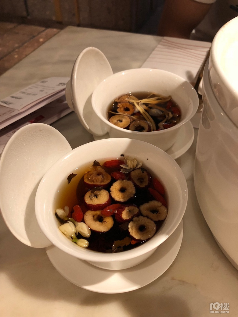 號(hào)稱水餃里的愛馬仕 味道真的還不錯(cuò)