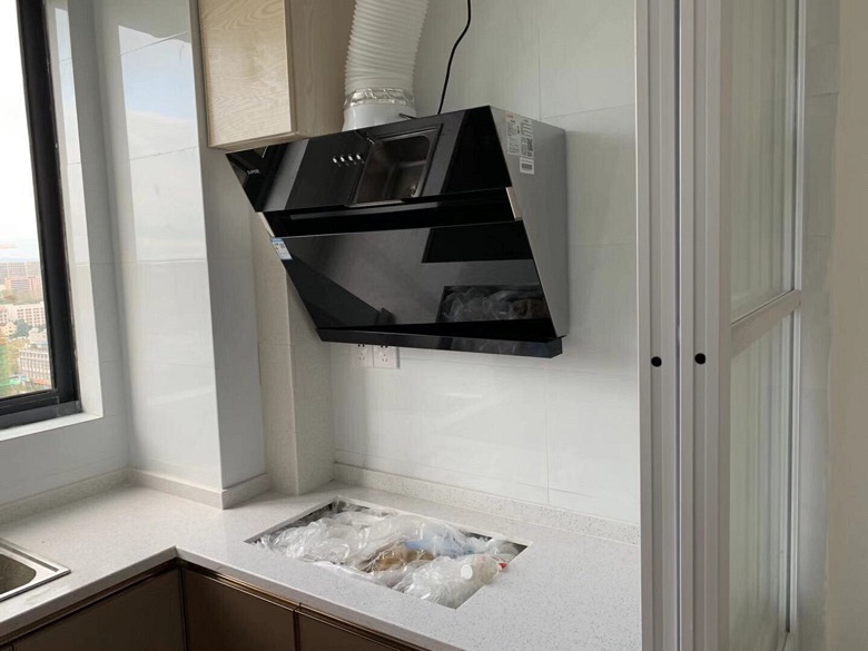 位于拱墅区,房子干净明亮,晚上夜景超美,