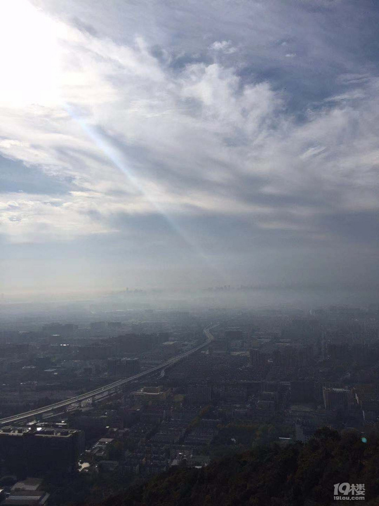 秋天的半山，真美！