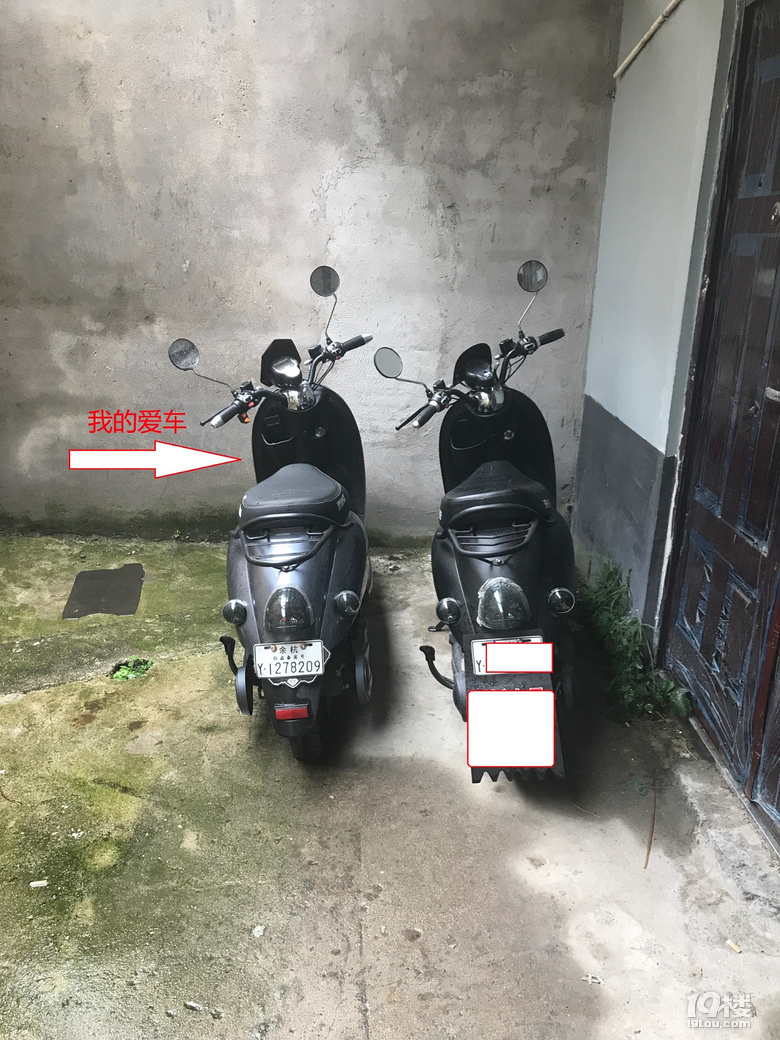 杭州现在的盗车贼都如此猖獗了?监控下盗车,防人之心不可无。
