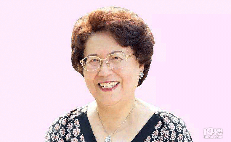 心聚心&惠氏携手张思莱，邀您助力“母婴健康成长万里行”