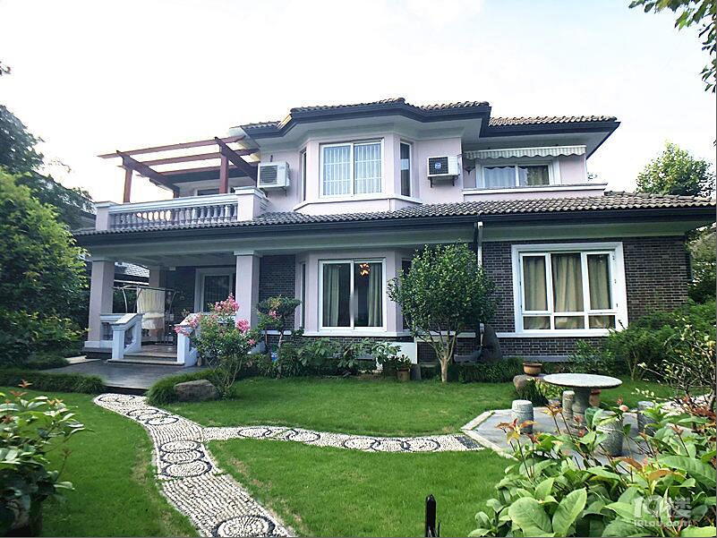 桂花城独栋别墅,小区位置对湖景观房,私家花园600方