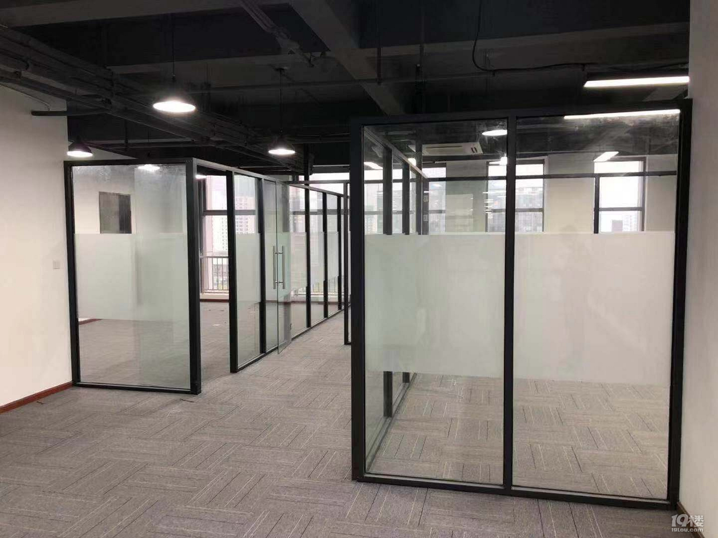 阿里巴巴it公园,简装办公室出租,随时带看