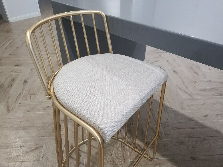75cm金色高脚餐椅X2转让