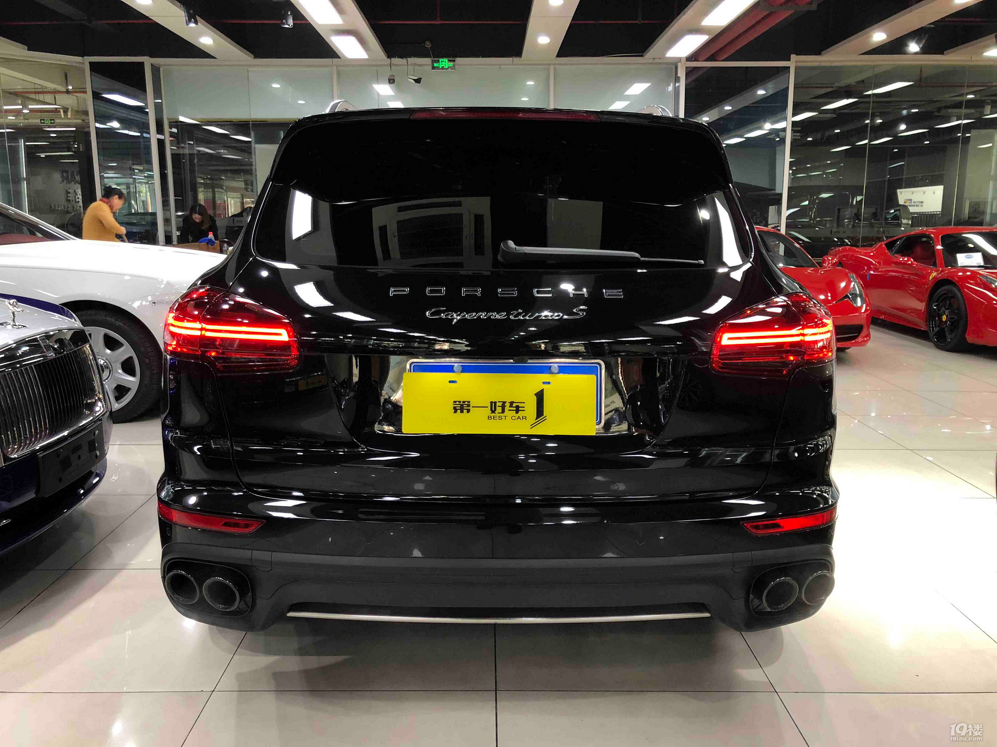 2016年1月保时捷卡宴turbos顶配