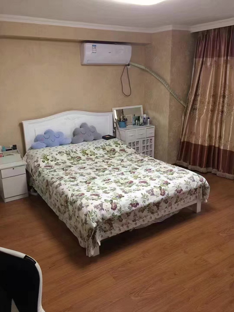 有没有要租房子的 个人转租 一室一厅60个平方