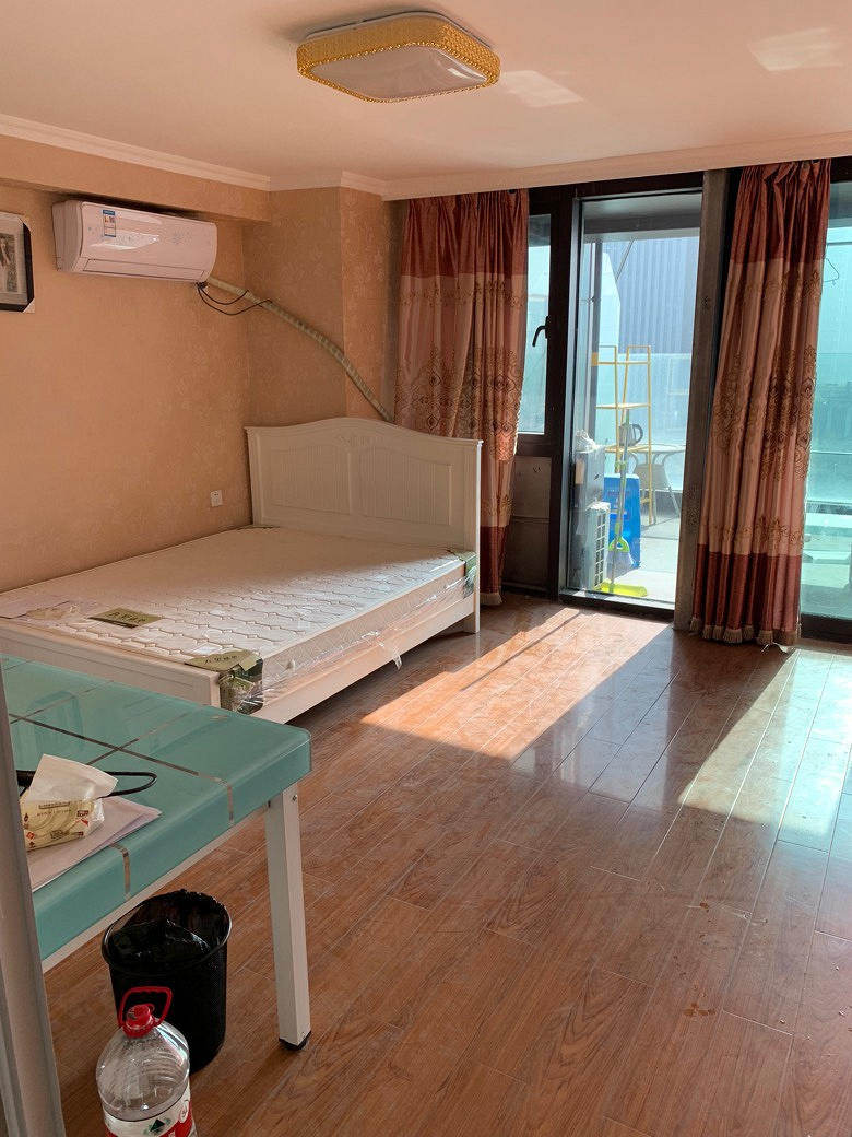 有没有要租房子的 个人转租 一室一厅60个平方