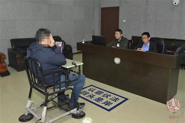 今年11月初,民警通过大量的信息比对,获悉一个叫刘俊的广东人疑似李杰