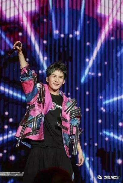 被称为"音乐裁缝"的大张伟也质疑别人抄袭?