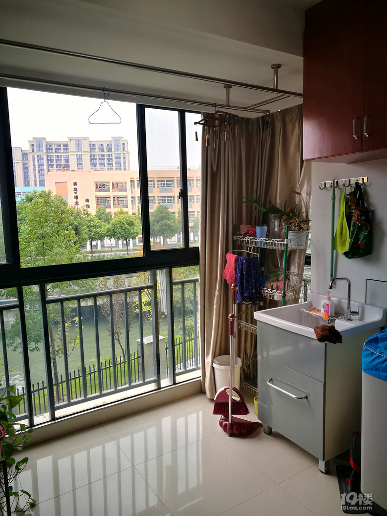 杭州华丰村附近精装公寓出租