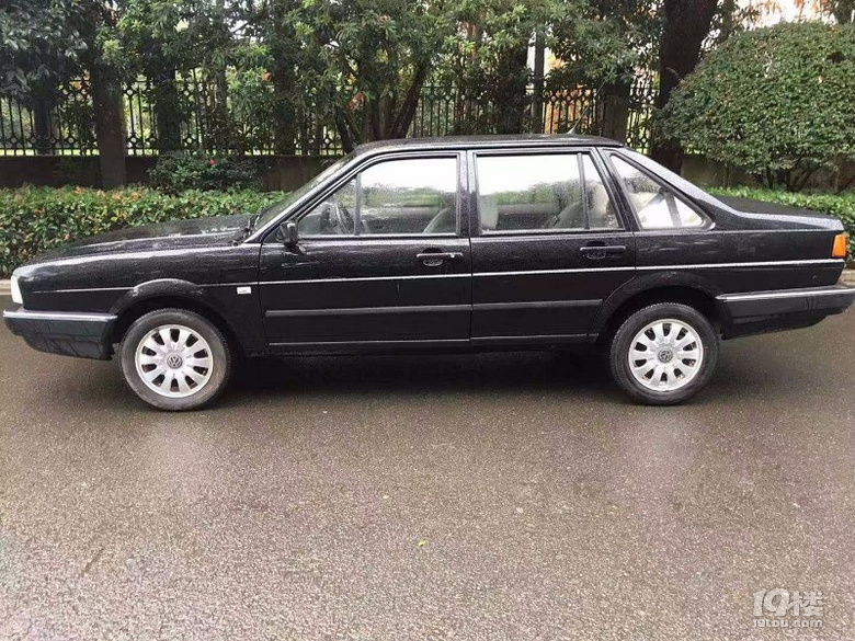 大众桑塔纳 黑色
