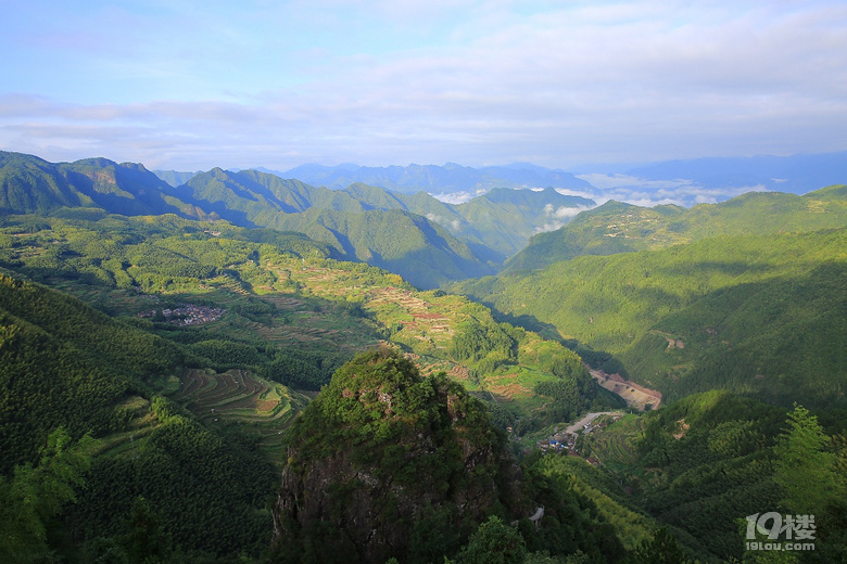 【2019我要上臺(tái)歷】——東游西逛，登山徒步，大美山川