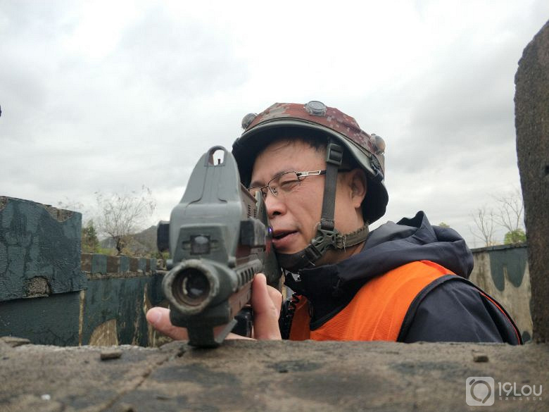 团建户外基地 室内运动馆 大型休闲娱乐基地推