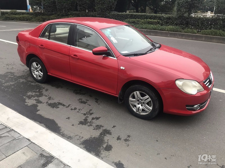 大众宝来 1.6自动 红色 纯一手车