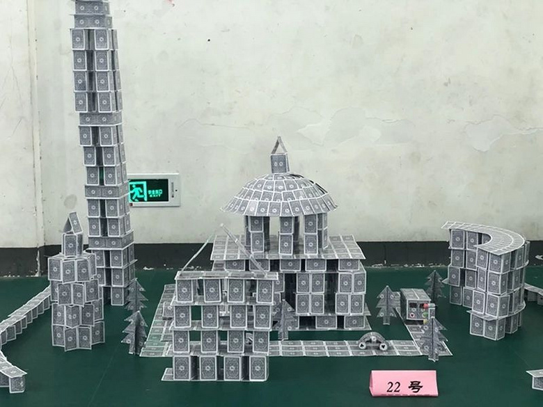 纸牌变变变!"浙"儿有群教师让创意在灵动的指尖跳跃