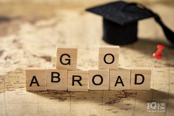 杭州美国留学机构哪个好?中青留学实力护航你