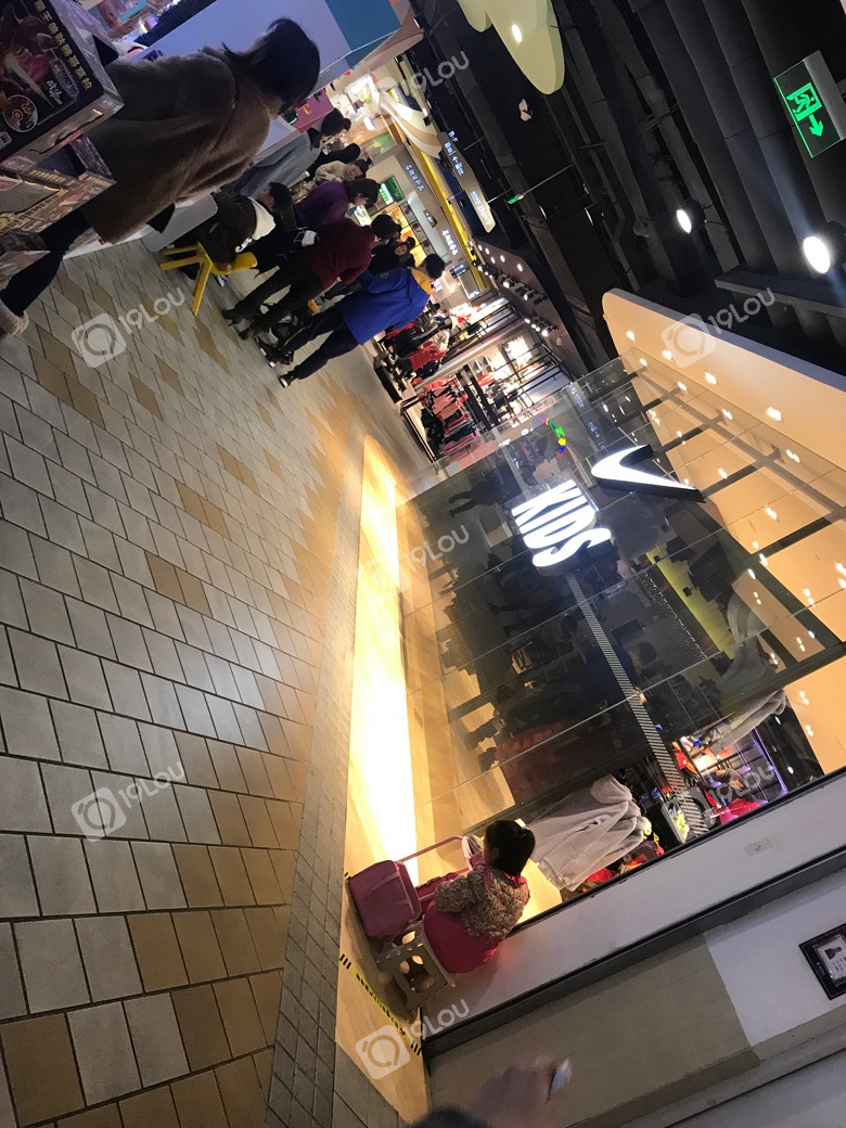 現(xiàn)在小學(xué)生那么辛苦的么
