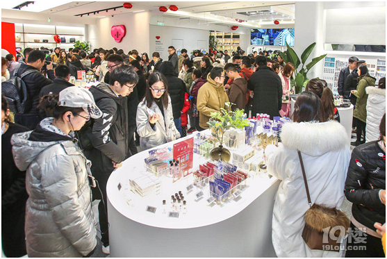 網(wǎng)易考拉首家旗艦店開業(yè)年內(nèi)將開15家線下店