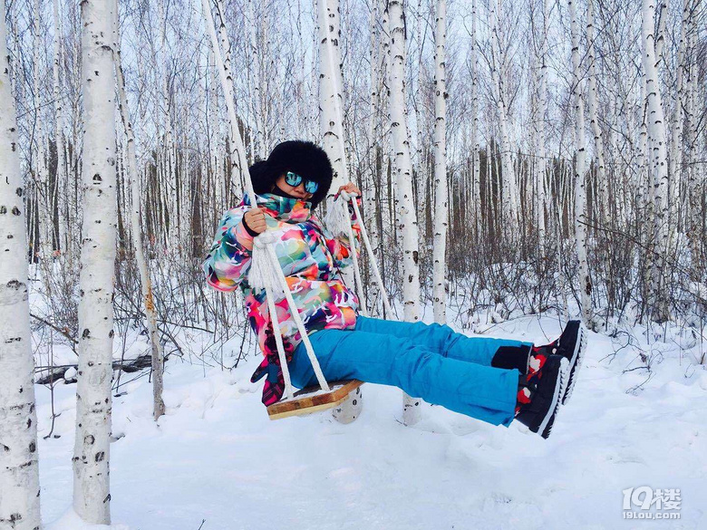 春節(jié)去哪兒游?漠河找北看雪,帶手機(jī)的當(dāng)心�。ㄓ绕涫翘O(píng)果)