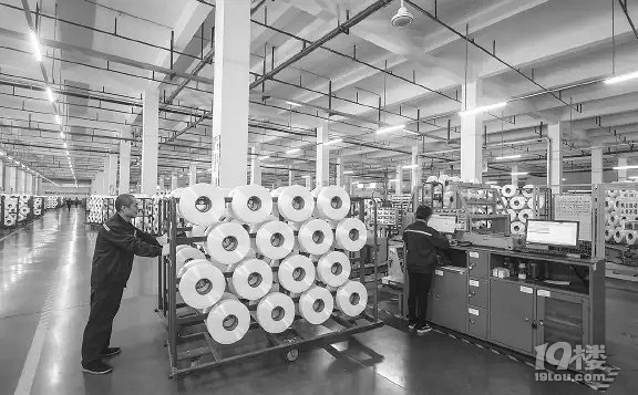 新春企业开工忙.