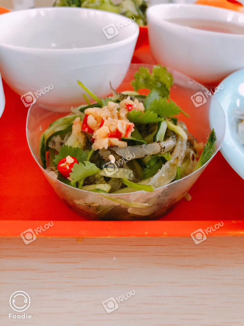 裝魚皮的碗絕了，是缺碗嗎？
