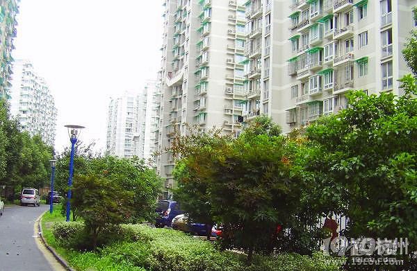 已经租掉大浒东苑 欧尚超市旁 ～温馨的二室一厅一厨一卫～出租