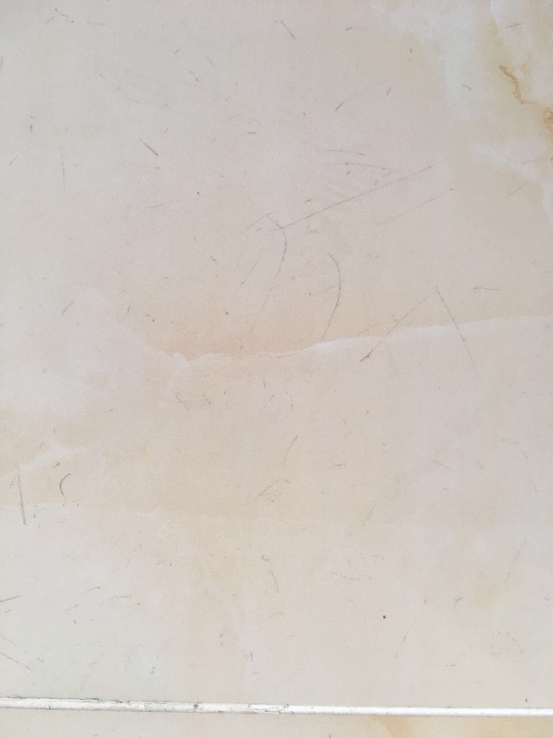 【顺辉瓷砖—豆腐一样的瓷砖】买个伤心看了堵心
