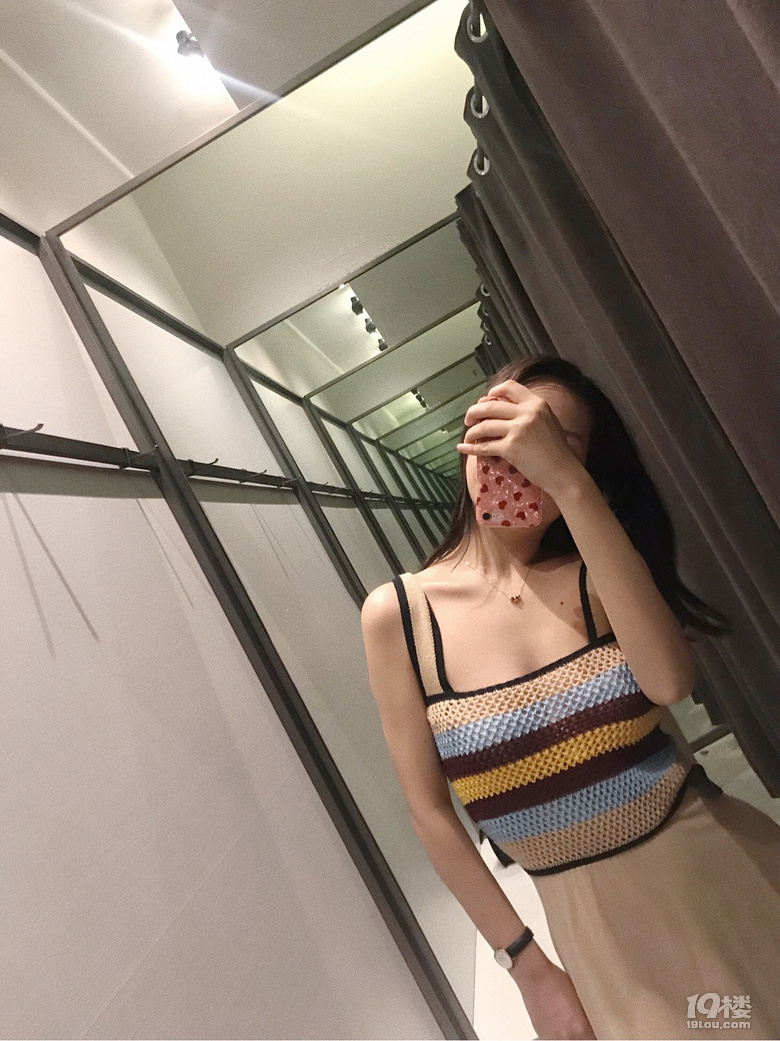 【自恋拍春装】可甜可盐的试衣间穿搭