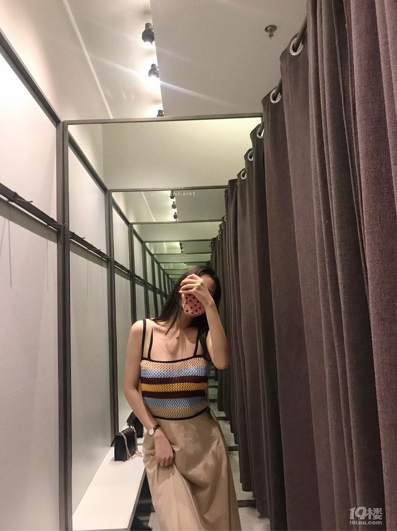 【自恋拍春装】可甜可盐的试衣间穿搭