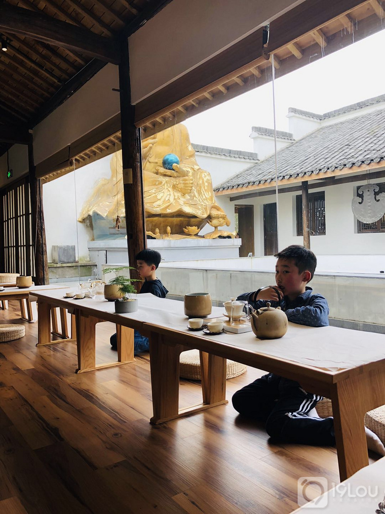 周末我們遠(yuǎn)離喧鬧,躲一處清凈