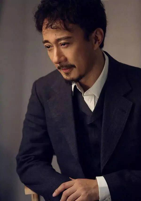 问日本人为何没烧故宫被点名后,赵立新终于道