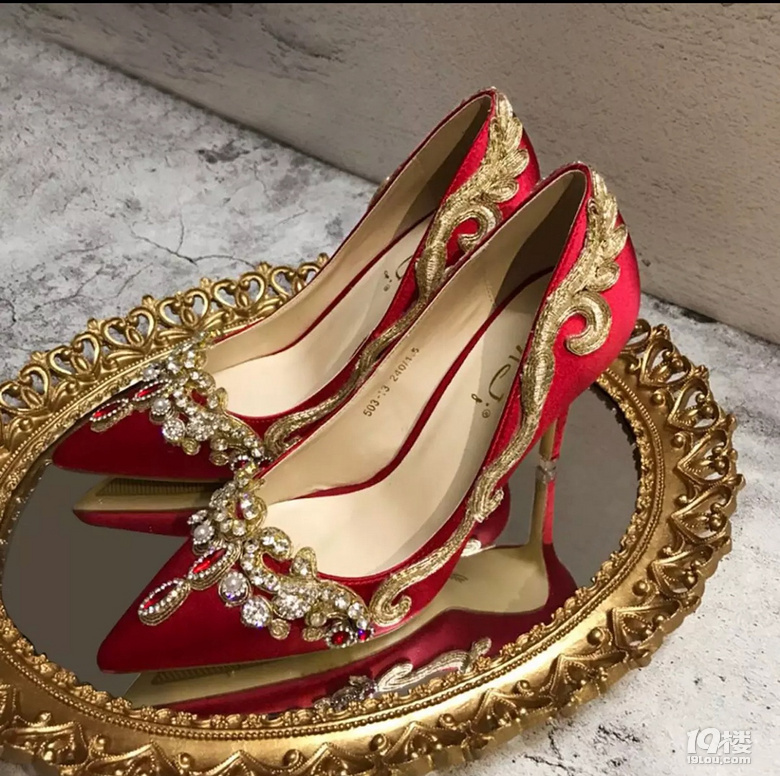 婚鞋选择4不要 婚礼当天不痛脚