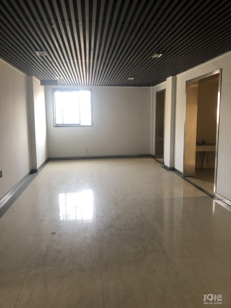 余杭仓前街道杭州财通大厦火爆招商 位置好可