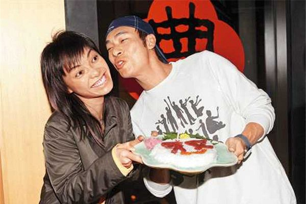 许志安不止有黄心颖,之前还曾因女助理,导致与