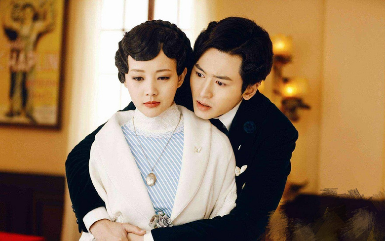 盘点李一桐合作过的11位男神:从陈建斌到许凯,其实她是福星