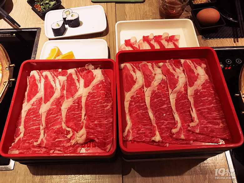¡¾8队¡¿适合聚餐的老牌寿喜锅自助£¬建议饿两顿再去吃£¡