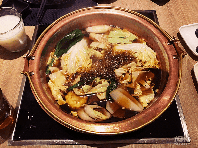¡¾8队¡¿适合聚餐的老牌寿喜锅自助£¬建议饿两顿再去吃£¡