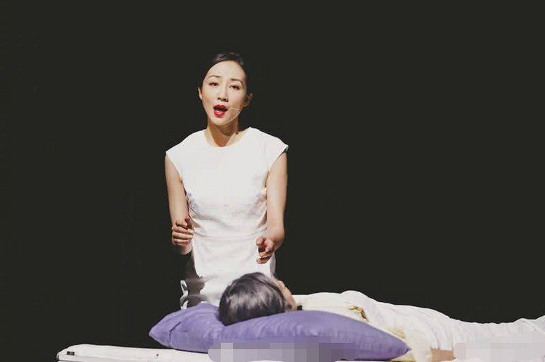 韩雪深夜发千字文,诚恳向音乐剧假唱事件致歉