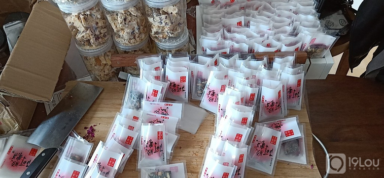 阿胶糕,雪花酥出锅了
