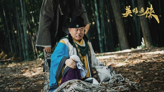 潘长江岳云鹏点赞《英雄无侠》 1天点击四千万